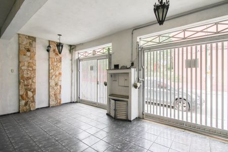 Casa à venda com 200m², 3 quartos e 3 vagas Casa à venda com 200m², 3 quartos e 3 vagasGaragem