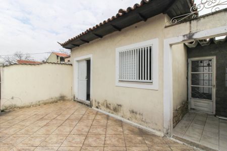 Casa à venda com 200m², 3 quartos e 3 vagas Casa à venda com 200m², 3 quartos e 3 vagasVaranda do Quarto 1