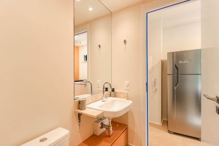 Studio para alugar com 23m², 1 quarto e 1 vaga Studio para alugar com 23m², 1 quarto e 1 vagaBanheiro Social