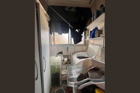 Apartamento à venda com 68m², 3 quartos e 1 vagaÁrea de Serviço