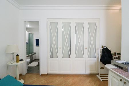 Apartamento à venda com 144m², 3 quartos e 3 vagas Apartamento à venda com 144m², 3 quartos e 3 vagasSuíte 2