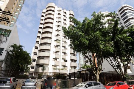 Apartamento à venda com 144m², 3 quartos e 3 vagas Apartamento à venda com 144m², 3 quartos e 3 vagasFachada