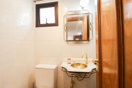 Apartamento à venda com 144m², 3 quartos e 3 vagas Apartamento à venda com 144m², 3 quartos e 3 vagasLavabo