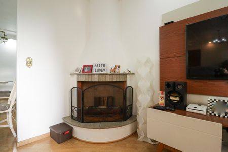 Apartamento à venda com 144m², 3 quartos e 3 vagas Apartamento à venda com 144m², 3 quartos e 3 vagasSala