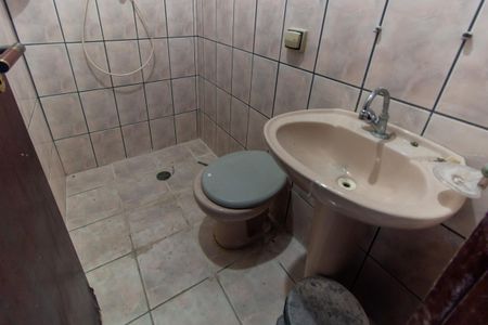 Casa para alugar com 170m², 4 quartos e 2 vagasBanheiro 2