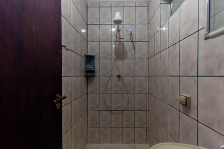 Casa para alugar com 170m², 4 quartos e 2 vagasBanheiro 2