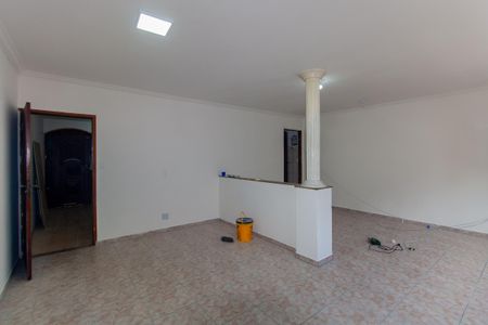 Casa para alugar com 170m², 4 quartos e 2 vagasQuarto 1