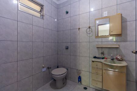 Casa para alugar com 170m², 4 quartos e 2 vagasBanheiro da Suíte