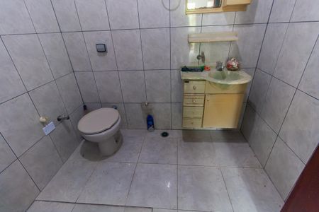 Casa para alugar com 170m², 4 quartos e 2 vagasBanheiro da Suíte