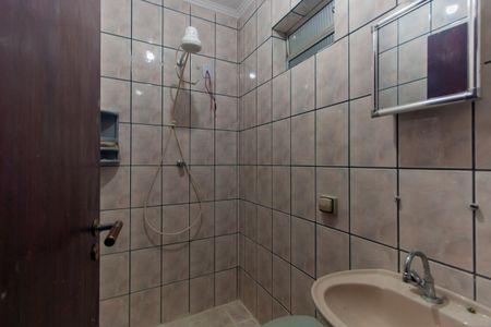 Casa para alugar com 170m², 4 quartos e 2 vagasBanheiro 2