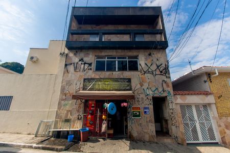 Casa para alugar com 170m², 4 quartos e 2 vagasFachada