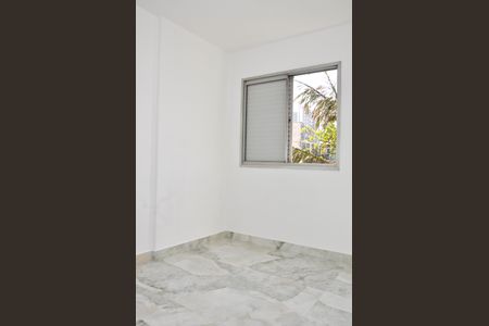 Apartamento para alugar com 74m², 3 quartos e 2 vagasQuarto 02