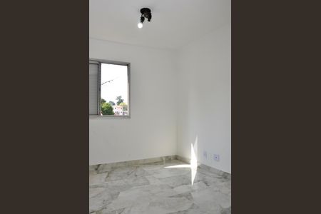 Apartamento para alugar com 74m², 3 quartos e 2 vagasQuarto 02
