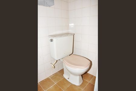 Apartamento para alugar com 74m², 3 quartos e 2 vagasBanheiro da Área de Serviço