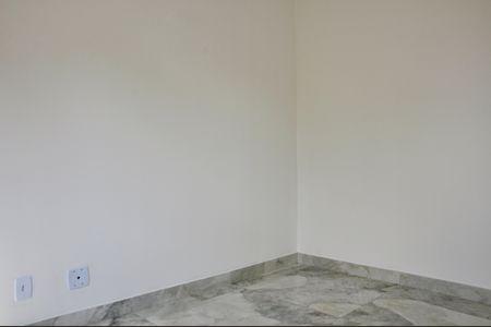 Apartamento para alugar com 74m², 3 quartos e 2 vagasQuarto 02