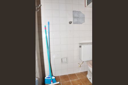 Apartamento para alugar com 74m², 3 quartos e 2 vagasBanheiro da Área de Serviço