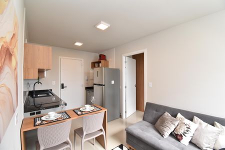 Studio de kitnet/studio para alugar com 1 quarto, 28m² em Centro, Curitiba