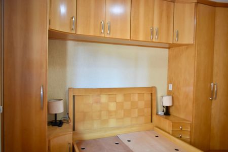 Apartamento à venda com 80m², 3 quartos e 2 vagas Apartamento à venda com 80m², 3 quartos e 2 vagasSuíte