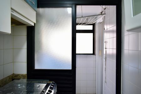 Apartamento à venda com 80m², 3 quartos e 2 vagas Apartamento à venda com 80m², 3 quartos e 2 vagasÁrea de Serviço