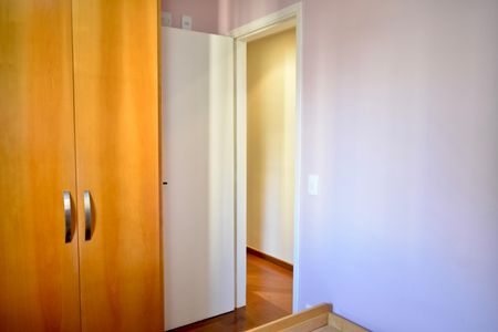 Apartamento à venda com 80m², 3 quartos e 2 vagas Apartamento à venda com 80m², 3 quartos e 2 vagasQuarto 1