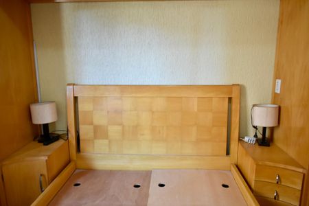 Apartamento à venda com 80m², 3 quartos e 2 vagas Apartamento à venda com 80m², 3 quartos e 2 vagasSuíte