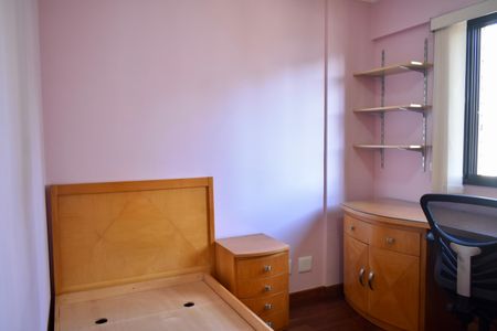 Apartamento à venda com 80m², 3 quartos e 2 vagas Apartamento à venda com 80m², 3 quartos e 2 vagasQuarto 1