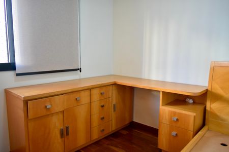 Apartamento à venda com 80m², 3 quartos e 2 vagas Apartamento à venda com 80m², 3 quartos e 2 vagasQuarto 2