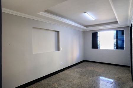 Casa à venda com 185m², 3 quartos e 2 vagasSala