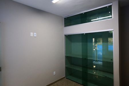 Casa à venda com 185m², 3 quartos e 2 vagasQuarto 3