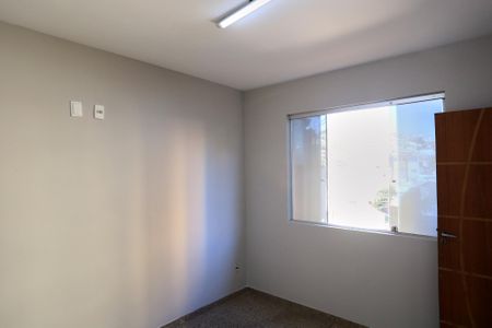 Casa à venda com 185m², 3 quartos e 2 vagasSuíte