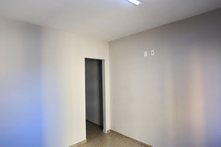 Casa à venda com 185m², 3 quartos e 2 vagasSuíte