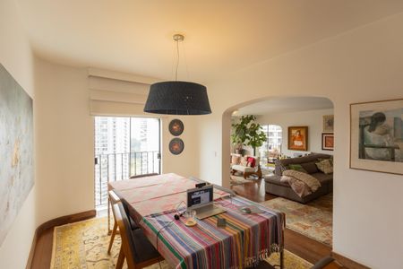 Apartamento à venda com 281m², 4 quartos e 4 vagasSala de Jantar Jantar
