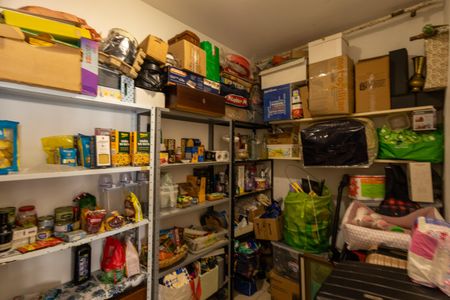 Apartamento à venda com 281m², 4 quartos e 4 vagasDespensa