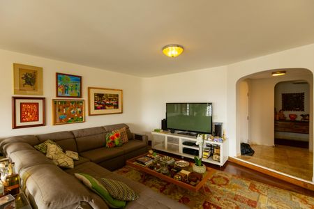 Apartamento à venda com 281m², 4 quartos e 4 vagasSala de Tv