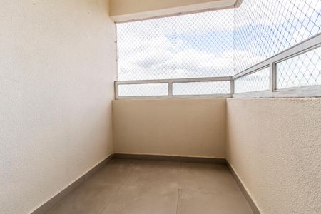 Apartamento à venda com 113m², 2 quartos e 1 vaga Apartamento à venda com 113m², 2 quartos e 1 vagaVaranda