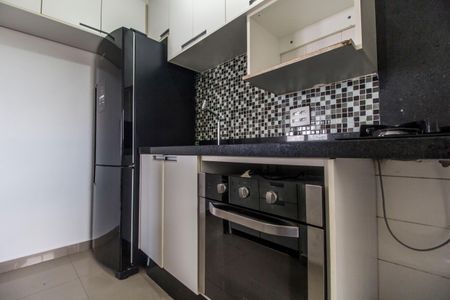 Apartamento à venda com 113m², 2 quartos e 1 vaga Apartamento à venda com 113m², 2 quartos e 1 vagaCozinha