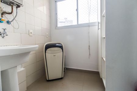 Apartamento à venda com 113m², 2 quartos e 1 vaga Apartamento à venda com 113m², 2 quartos e 1 vagaÁrea de Serviço