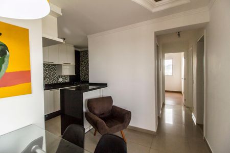 Apartamento à venda com 113m², 2 quartos e 1 vaga Apartamento à venda com 113m², 2 quartos e 1 vagaSala