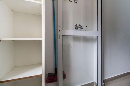 Apartamento à venda com 113m², 2 quartos e 1 vaga Apartamento à venda com 113m², 2 quartos e 1 vagaÁrea de Serviço