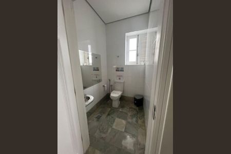 Casa à venda com 400m², 6 quartos e 11 vagasBanheiro