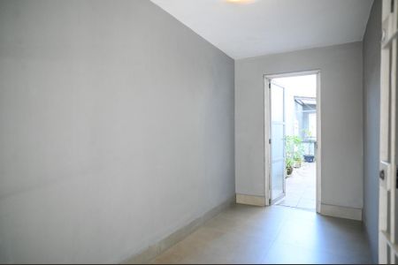 Casa à venda com 110m², 2 quartos e 2 vagas Casa à venda com 110m², 2 quartos e 2 vagasHall de entrada