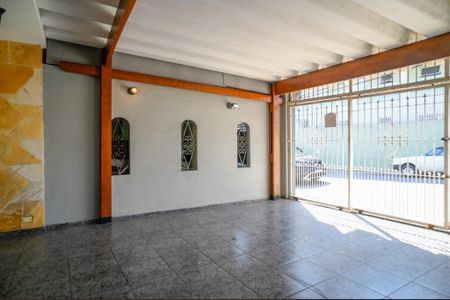 Casa à venda com 110m², 2 quartos e 2 vagas Casa à venda com 110m², 2 quartos e 2 vagasGaragem