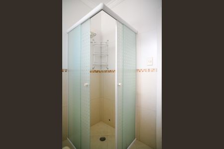 Casa à venda com 110m², 2 quartos e 2 vagas Casa à venda com 110m², 2 quartos e 2 vagasBanheiro