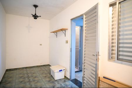 Casa à venda com 110m², 2 quartos e 2 vagas Casa à venda com 110m², 2 quartos e 2 vagasQuarto de Serviço