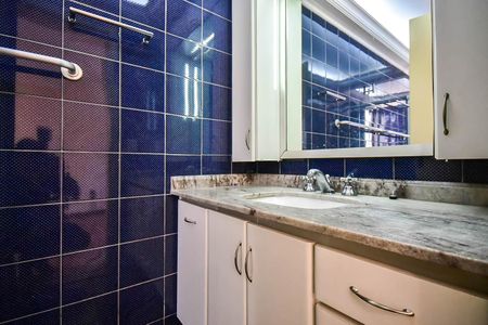 Apartamento para alugar com 570m², 3 quartos e 4 vagasBanheiro Suíte 1