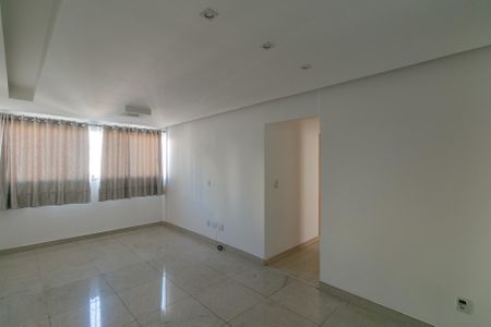 Apartamento para alugar com 74m², 3 quartos e 2 vagas Apartamento para alugar com 74m², 3 quartos e 2 vagasSala