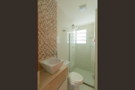Apartamento para alugar com 74m², 3 quartos e 2 vagas Apartamento para alugar com 74m², 3 quartos e 2 vagasBanheiro