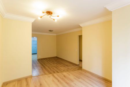 Apartamento à venda com 80m², 2 quartos e 1 vagaSala