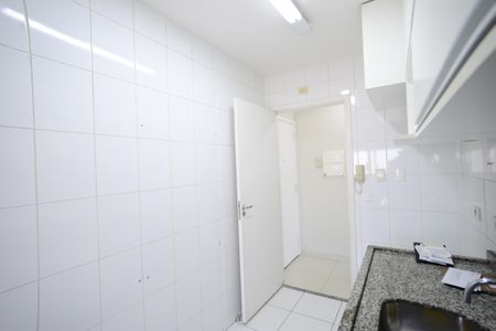Apartamento à venda com 68m², 2 quartos e 1 vagaCozinha