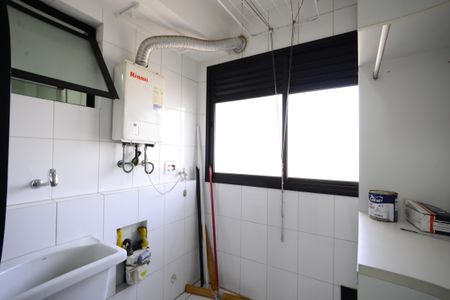 Apartamento à venda com 68m², 2 quartos e 1 vagaÁrea de Serviço